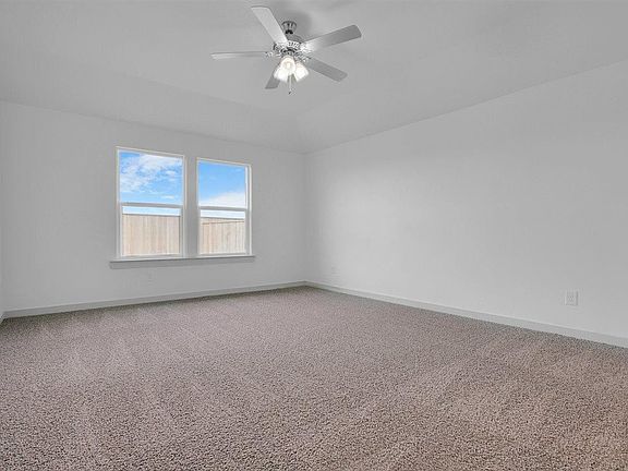 3rd image of 10515 Albany Ave