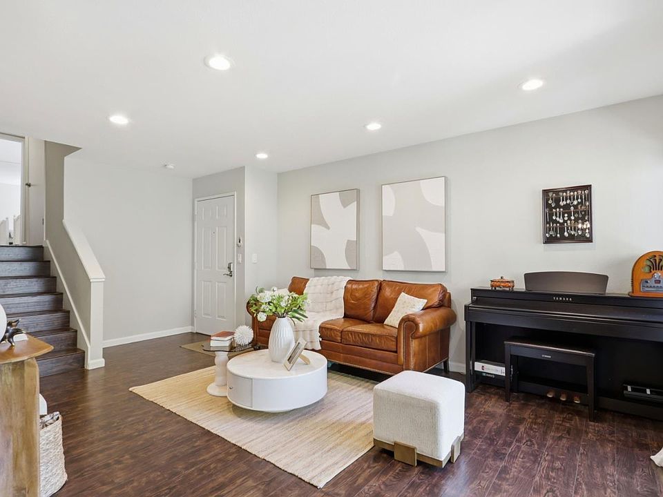1st image of 4839 Pine Forest Pl