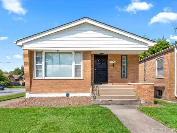 151 E 146th St, Riverdale, IL 60827