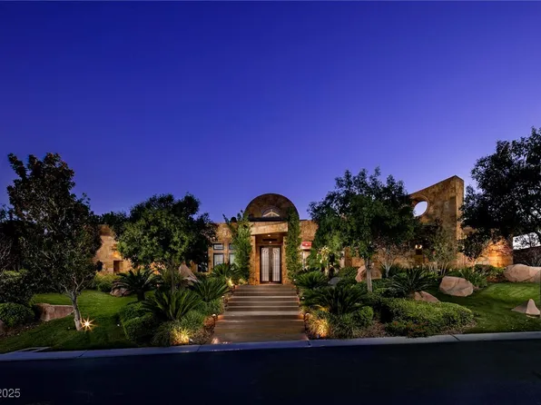 15 Golden Sunray Ln, Las Vegas, NV 89135