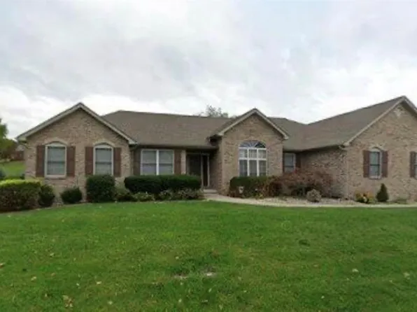 1816 Tenth Fairway Dr, Belleville, IL 62220