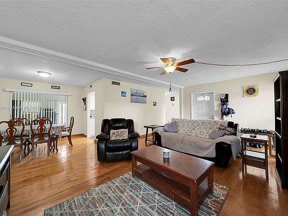 4th image of 7808 NW 74th Ave