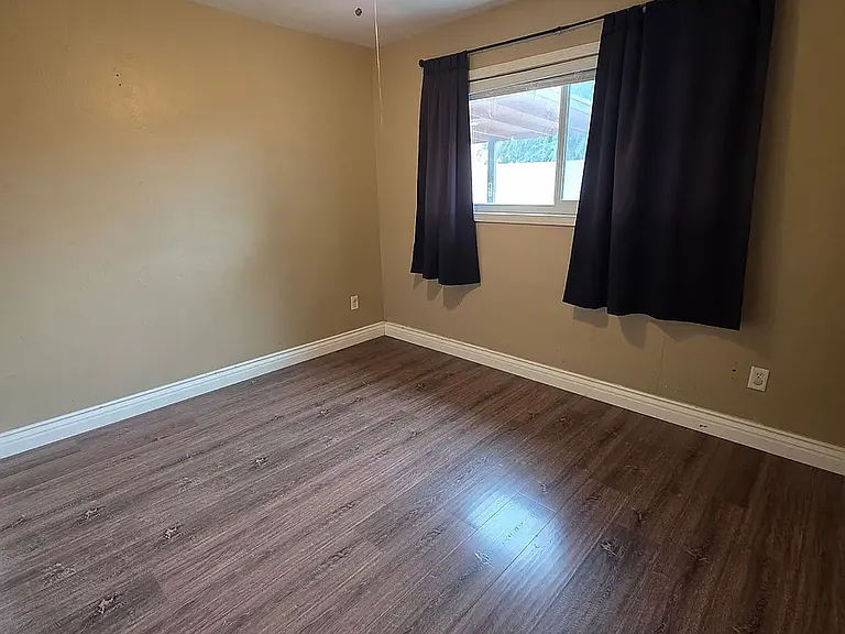 4921 Centaur St — Photo 8