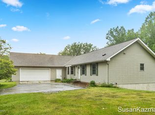 11889 108th St SE, Alto, MI 49302