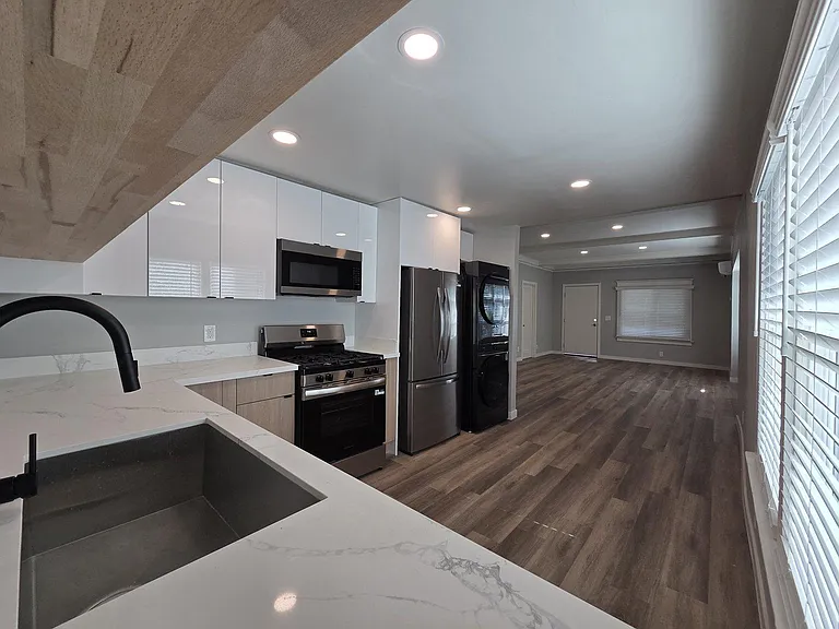 1411 Mohawk St #1411 — Photo 8