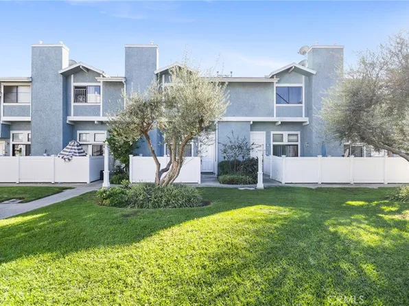 15106 Nordhoff St Unit 22, North Hills, CA 91343