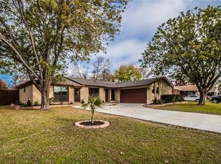 2719 Rosewood Dr, Mesquite, TX 75150