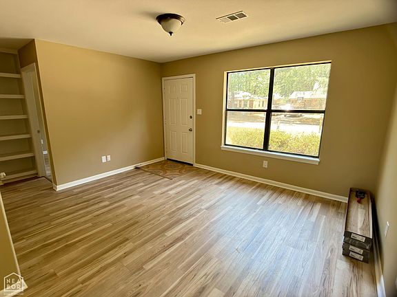 3rd image of 4308 Stonebrook Dr