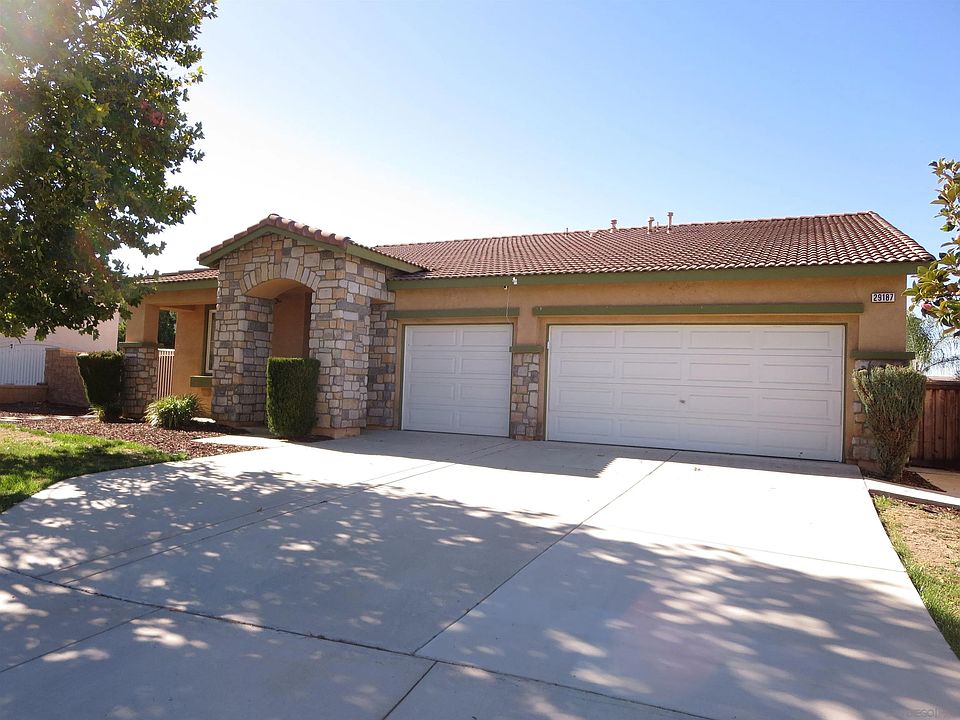 1st image of 29187 Glencoe Ln