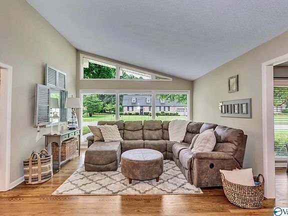 4th image of 416 Homewood Dr SW
