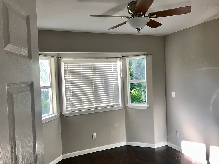 1242 Wilder Ave #A — Photo 5