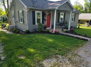 400 Locust St, Newburgh, IN 47630