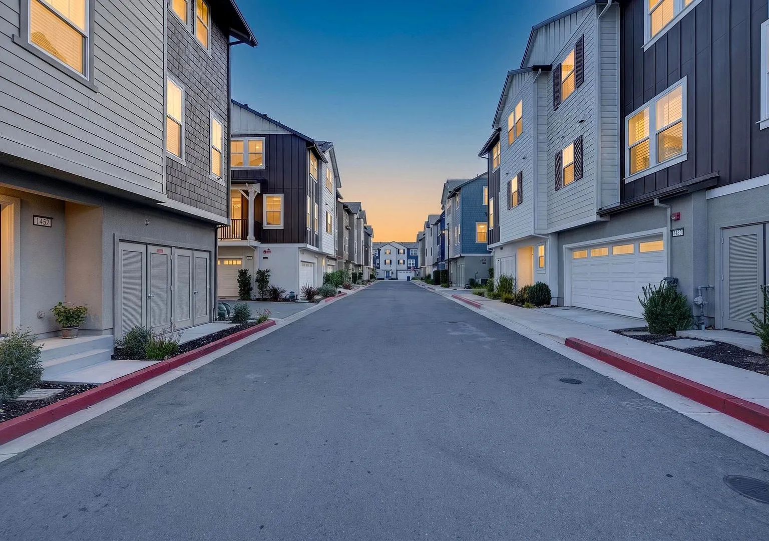 Luxury 4BD/4BA in Penny Lane | Private End-Unit + Solar + Bonus Room Near BART — Photo 1