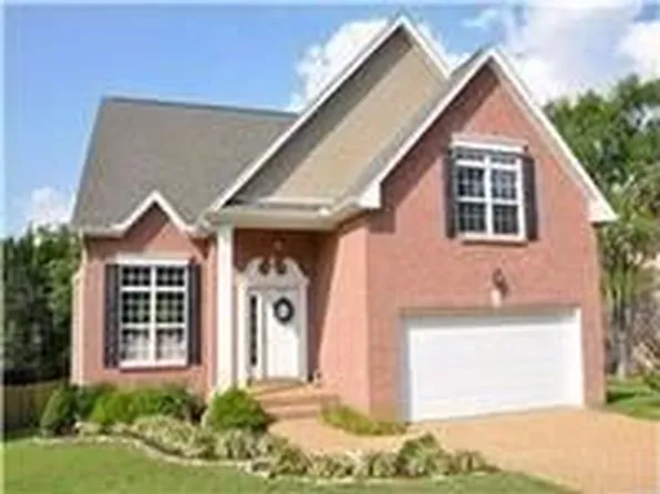 405 Tucker Trice Blvd, Lebanon, TN 37087