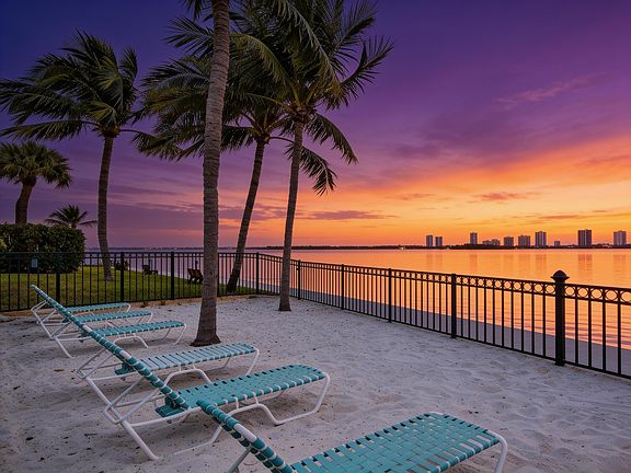 3rd image of 1030 Lake Shore Drive #103