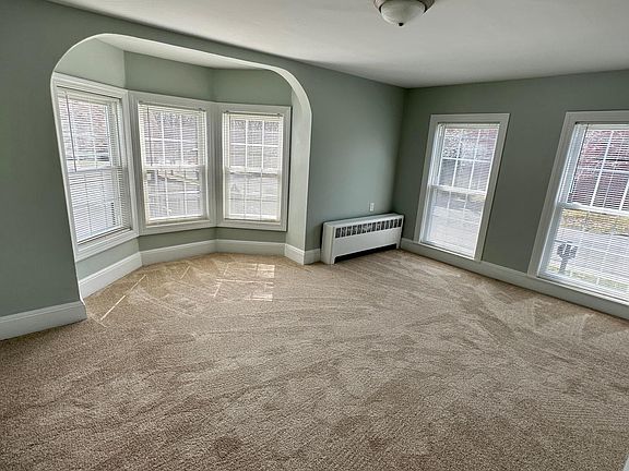5th image of 10 Dale Dr Floor 2