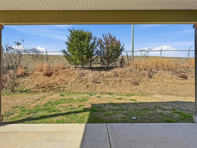 4582 Wellesley Dr — Photo 26