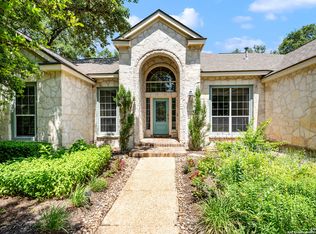 10 Inwood Ridge Dr, San Antonio, TX 78248