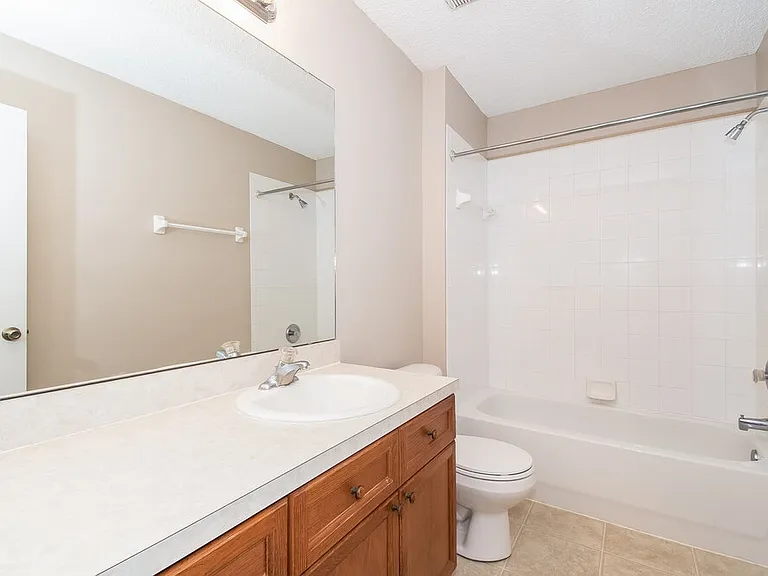 13450 Teddington Ln — Photo 15
