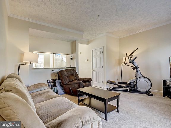 5th image of 618 Emmy Dee Dr
