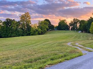 1460 Masons Mill Rd, Evington, VA 24550