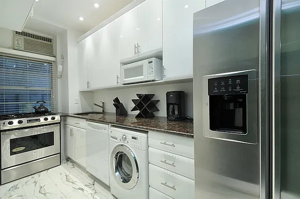 Sold by Corcoran | media 3