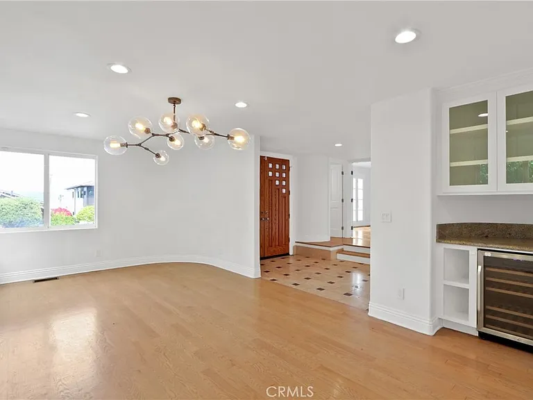 7908 W 81st St — Photo 6