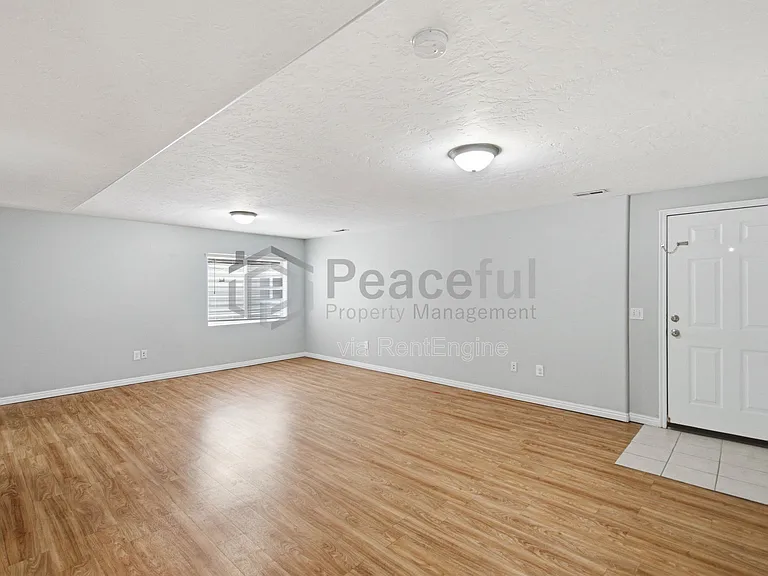 2303 W 2150th St N — Photo 28