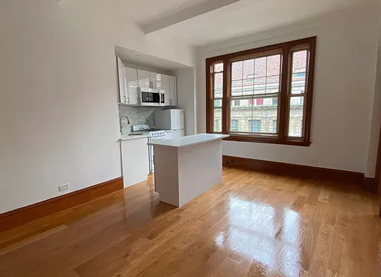 Rented by Compass | media 6