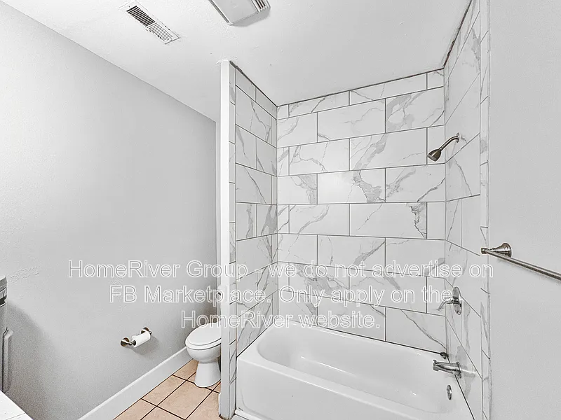 4315 13th Ave — Photo 3