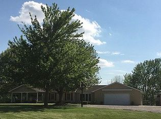 30540 Union Chapel Rd, Girard, IL 62640