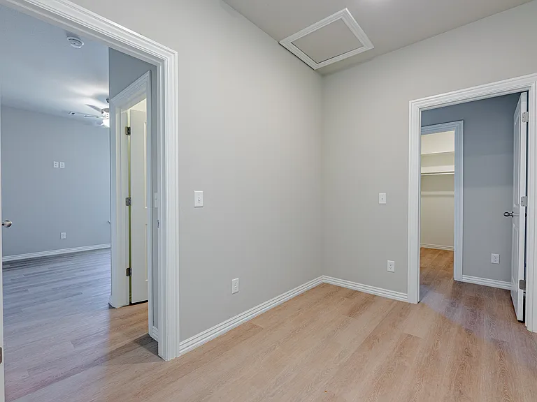 1408 SW Casuarina Dr #2 — Photo 13