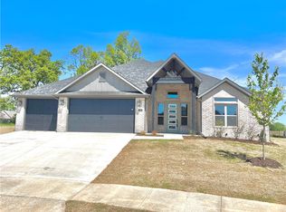 5950 Poppy Ave, Springdale, AR 72762