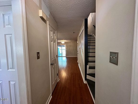 4th image of 3411 Balfour E