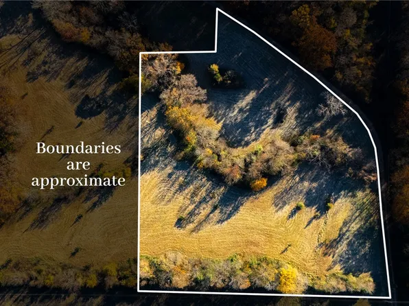 W Pear Ln, Fayetteville, AR 72701