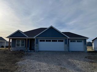 10208 Buckshire Ct, New Haven, IN 46774