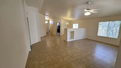 2381 W Silverbell Tree Dr — Photo 3
