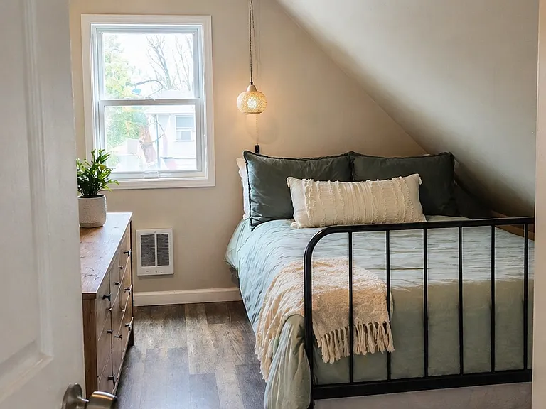 130 Chestnut St #3 — Photo 7