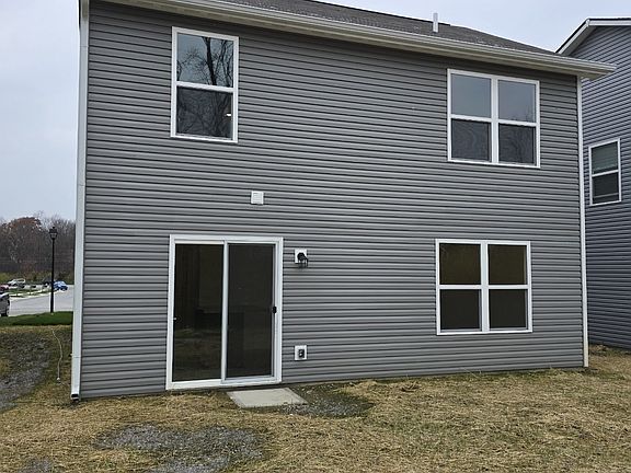 5th image of 3049 Lennon Ln