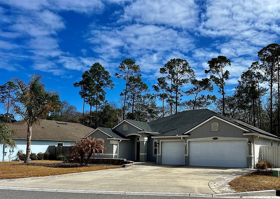 1st image of 353 Crescent Key Dr