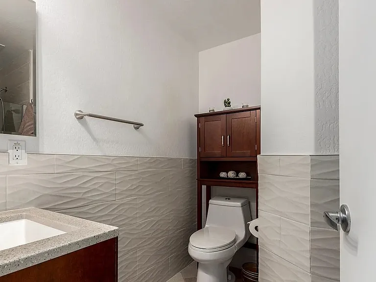 2721 E Schiliro Cir — Photo 6