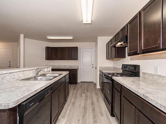 4th image of 7606 Merrylands Dr