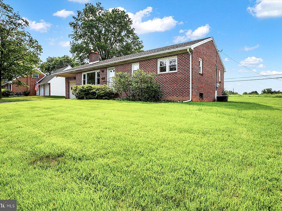 119 Kokomo Ave, Hummelstown, PA 17036 | Zillow