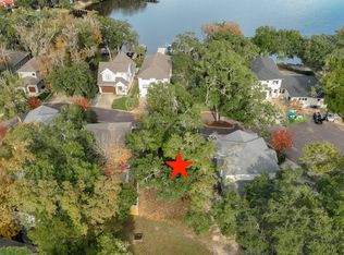 26 Beacon Point Dr, Pt Washington, FL 32459