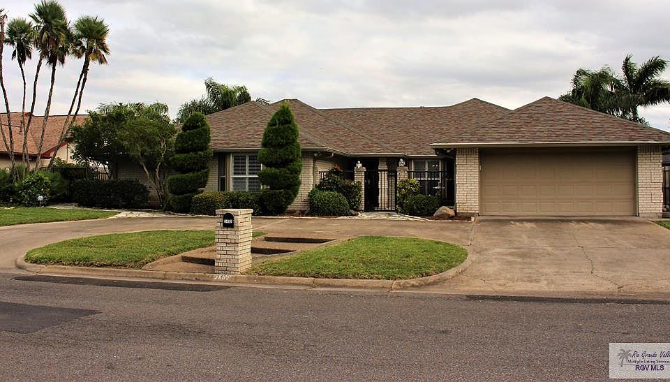 1st image of 2802 Pinehurst Dr