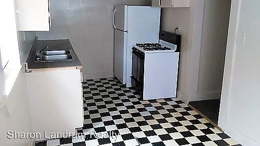 1st image of 2204 Griffiths Ave