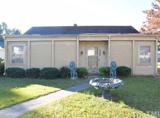 125 Joy St, Dunn, NC 28334