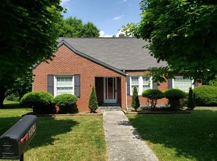 304 N Church Ave, West Jefferson, NC 28694