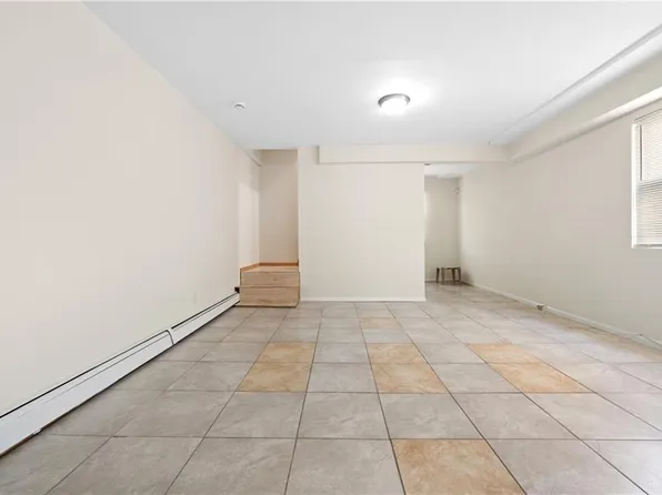 186 Union Avenue image 11 of 19