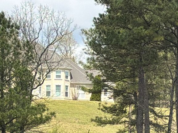 2nd image of 3050 McCombs Chapel Rd